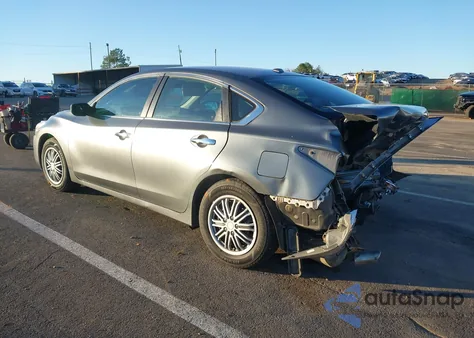 2015 Nissan Altima 2.5/2.5 S/2.5 Sl/2.5 Sv z USA, uszkodzony, nr VIN 1N4AL3AP0FN881924